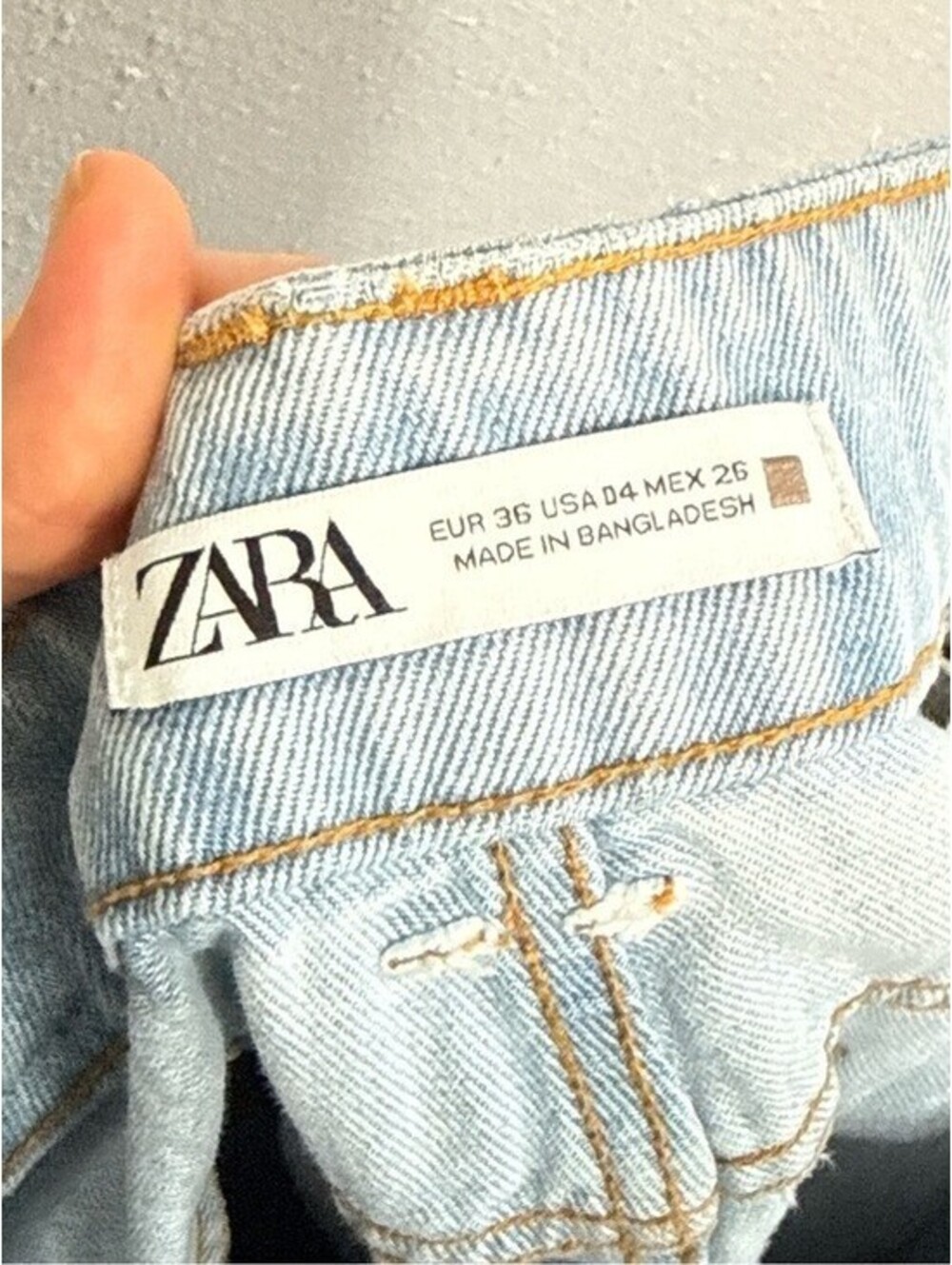 Zara High Rise Wide Leg Jeans Light Wash 100% Cotton Women's US 4 - Picture 2 of 4
